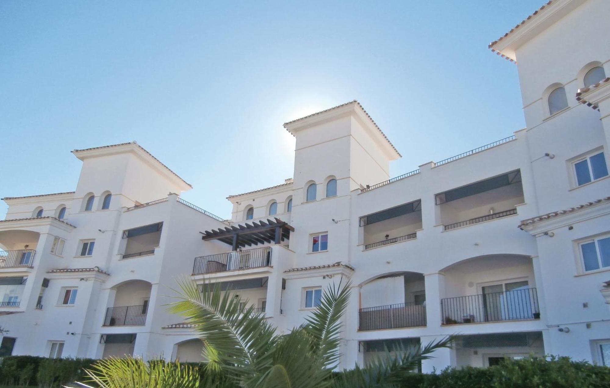 2 Bedroom Beautiful Apartment In Sucina Bagian luar foto